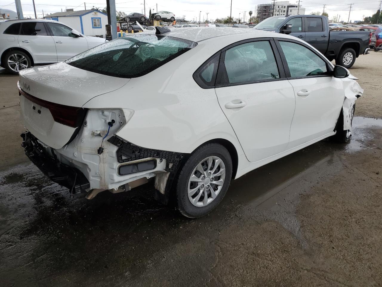 2023 Kia Forte Lx - Фото 3