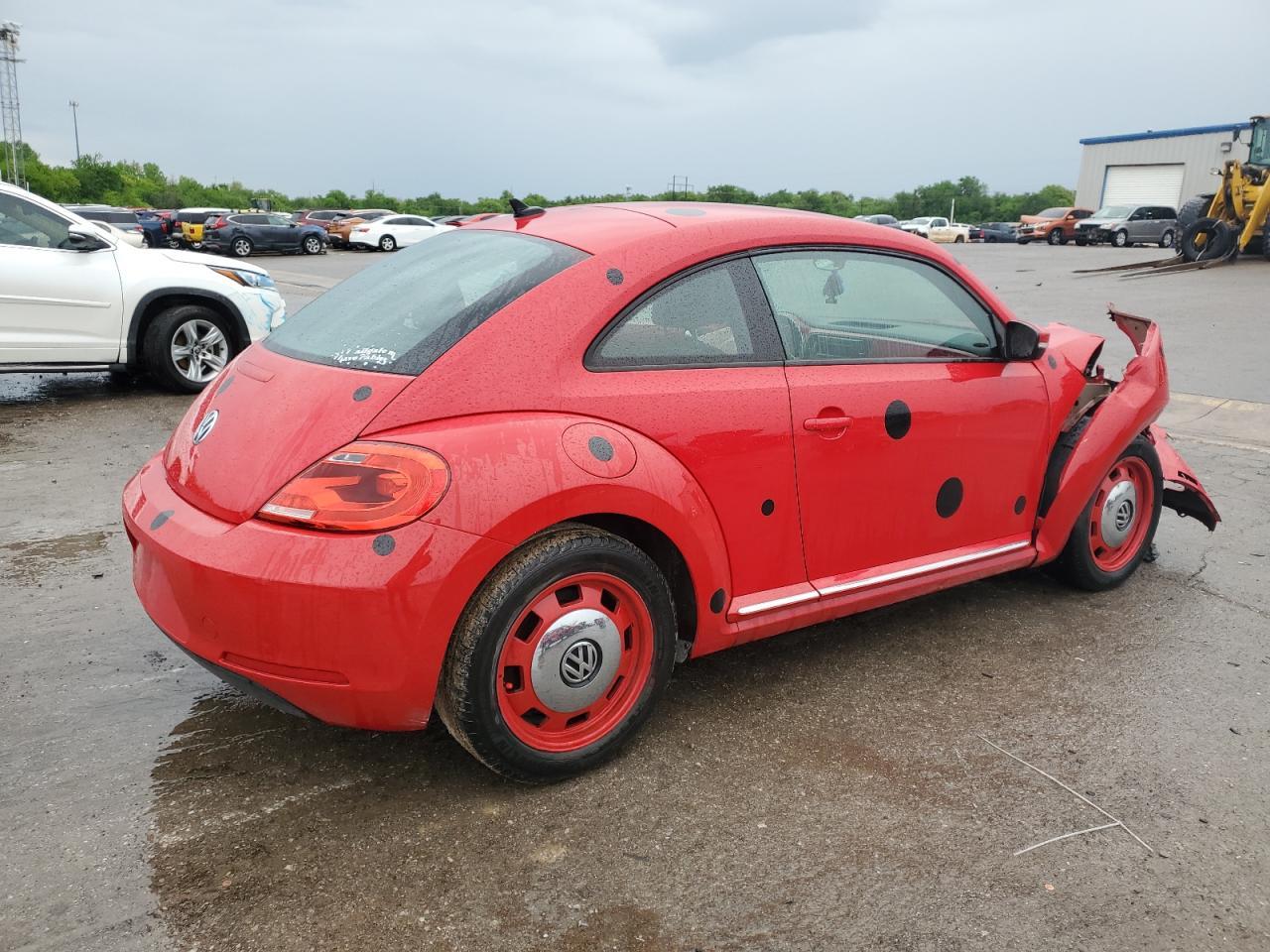 2015 Volkswagen Beetle 1.8T - Image 3