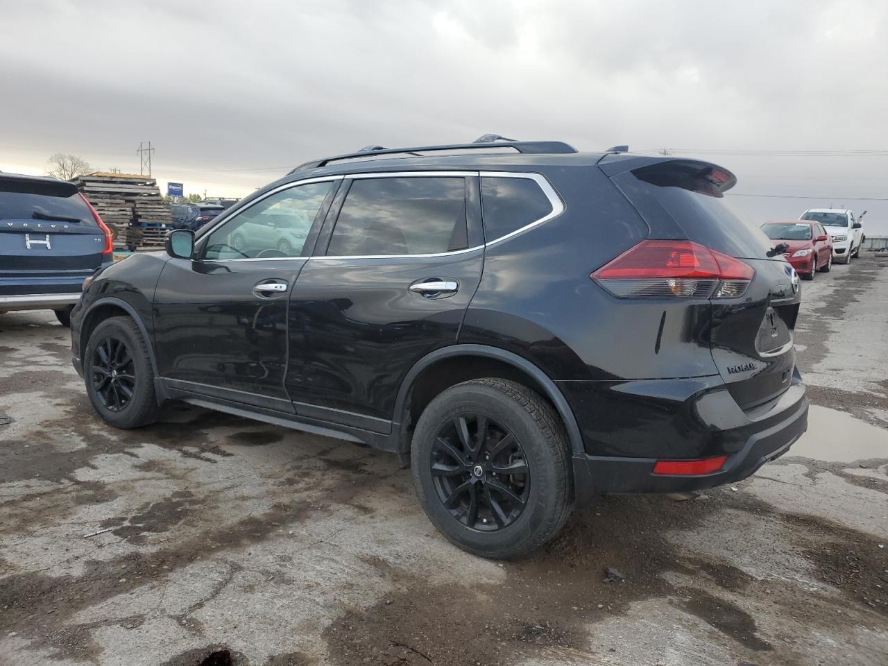 2018 Nissan Rogue S - Фото 2