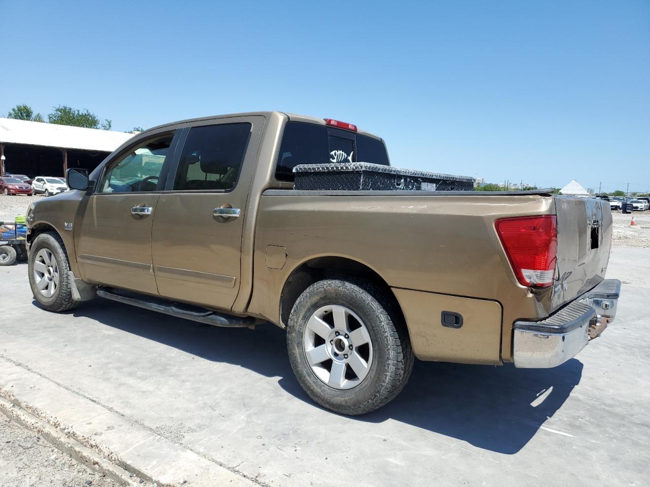 2004 Nissan Titan Xe - Image 2