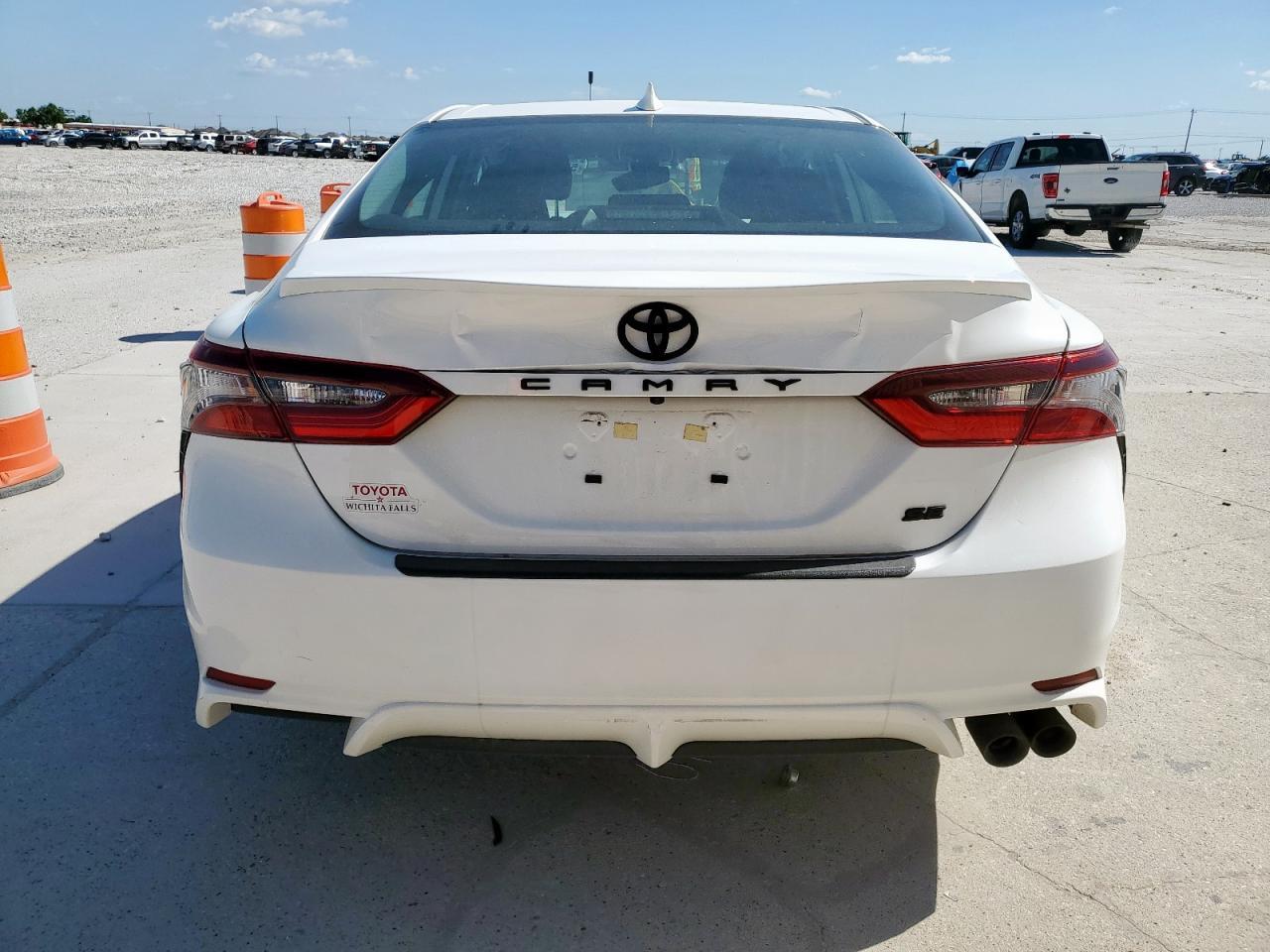 2024 Toyota Camry Se Night Shade - Image 6