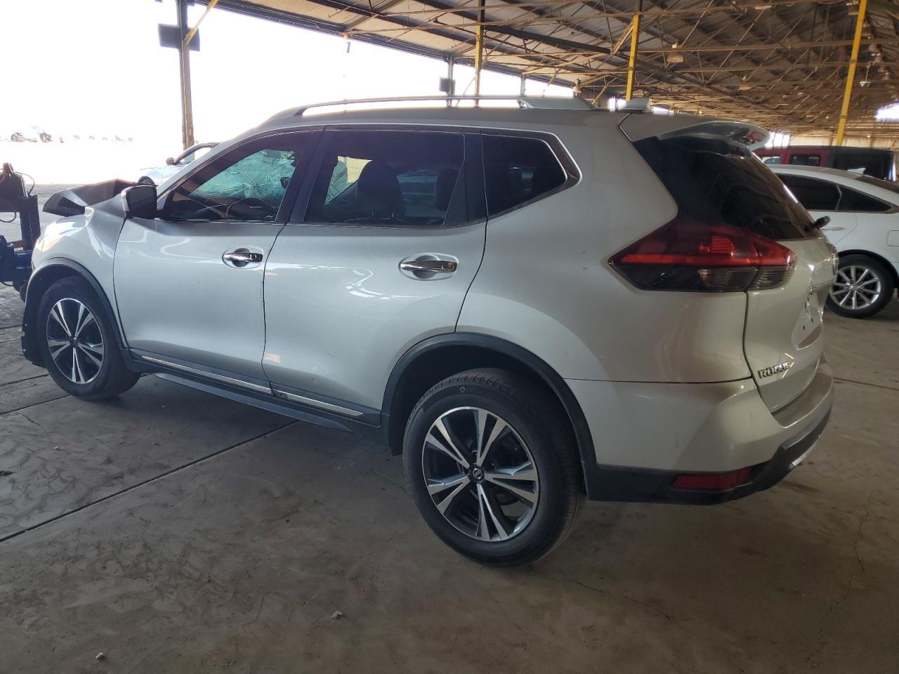 2018 Nissan Rogue S - Фото 2