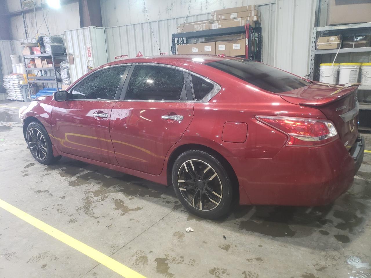 2013 Nissan Altima 2.5 - Фото 2