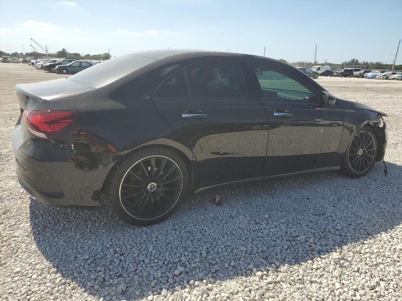 2019 Mercedes-Benz A 220 - Фото 3