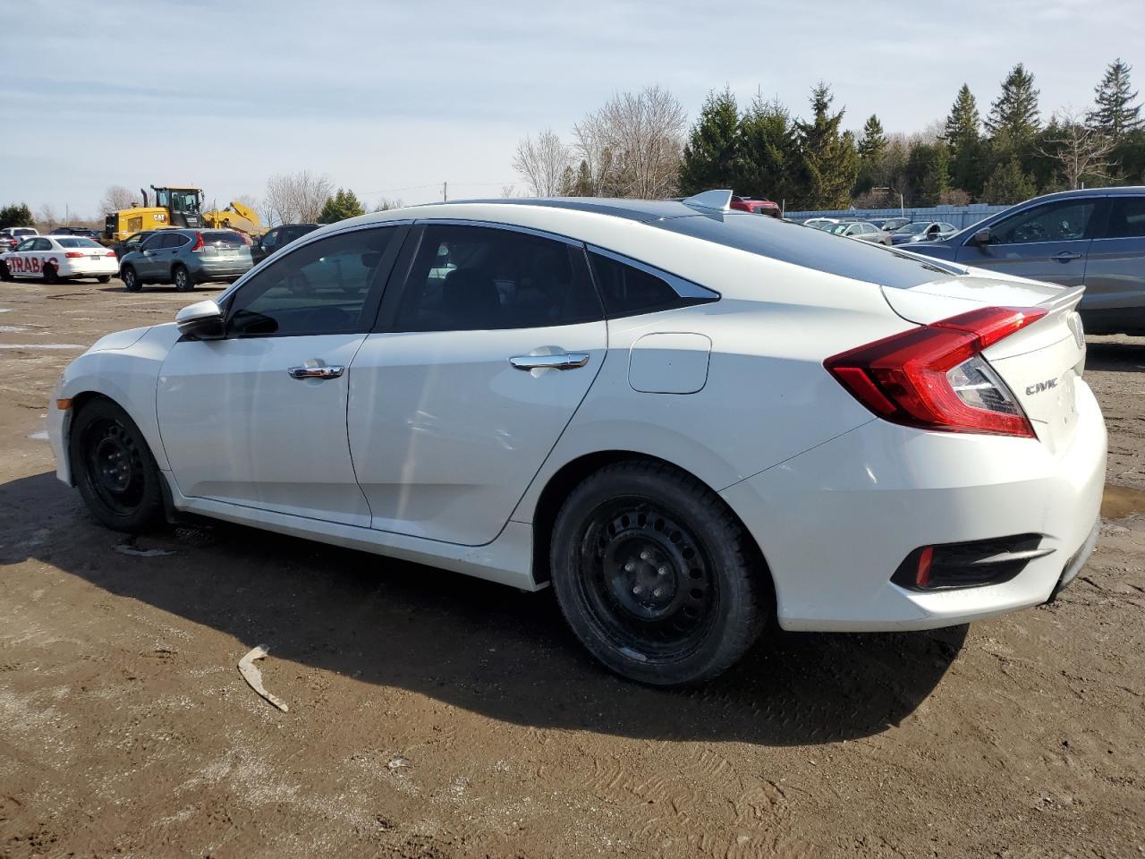 2019 Honda Civic Touring - Image 2