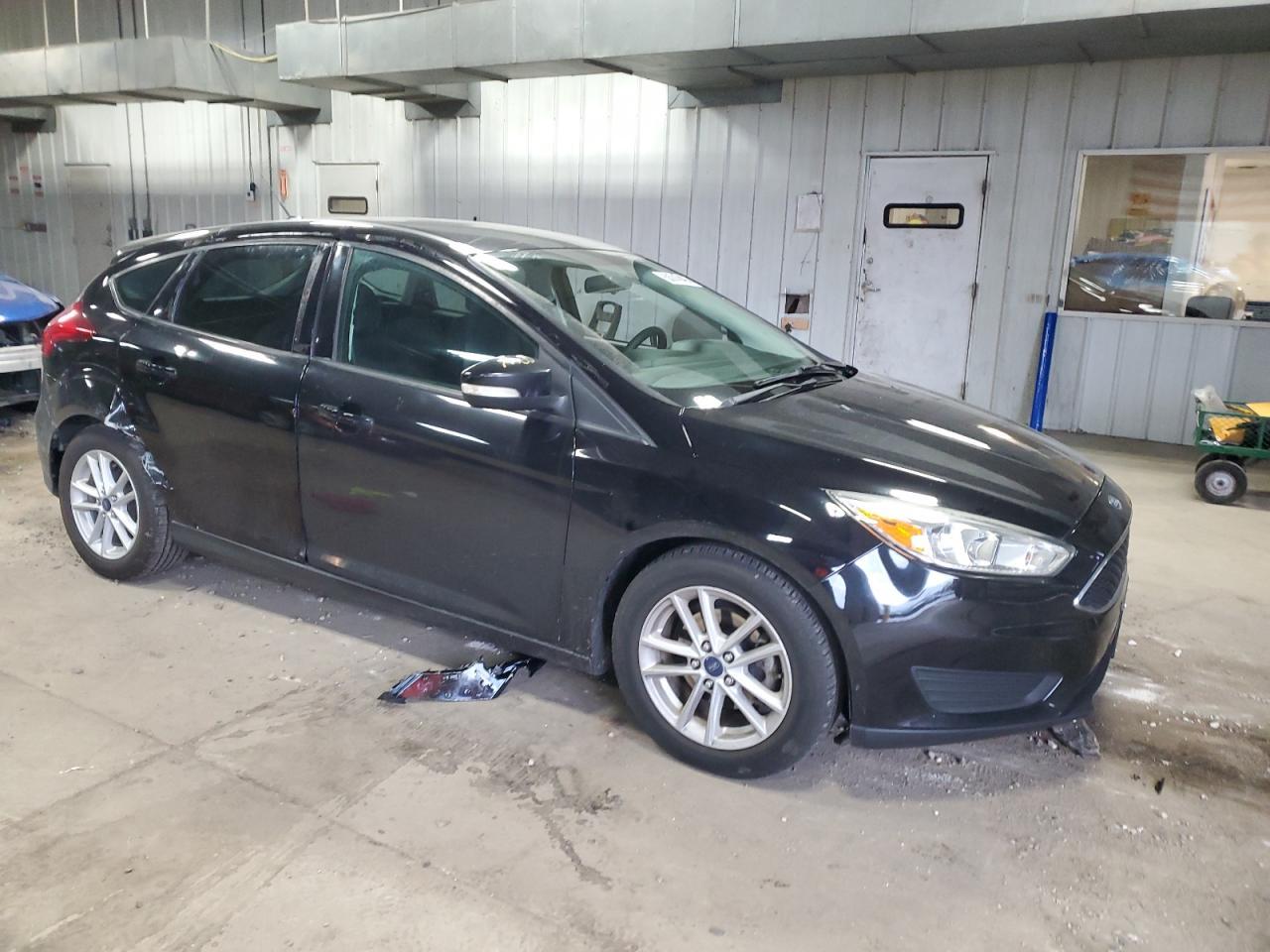 2017 Ford Focus Se - Фото 4