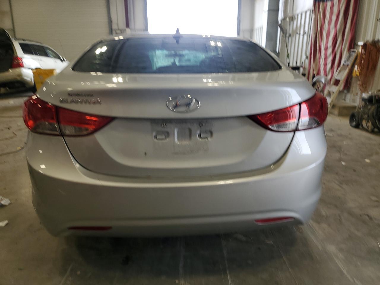 2013 Hyundai Elantra Gls - Image 6