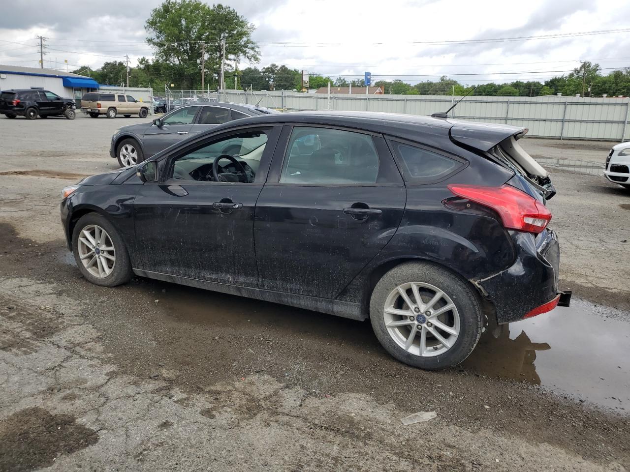 2017 Ford Focus Se - Фото 2