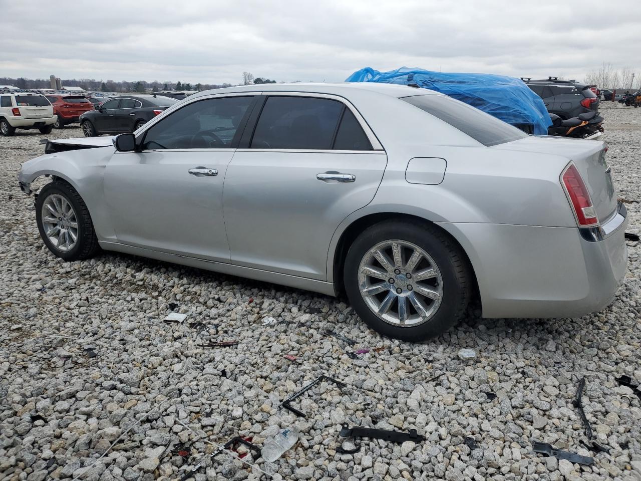 2012 Chrysler 300 Limited - Фото 2
