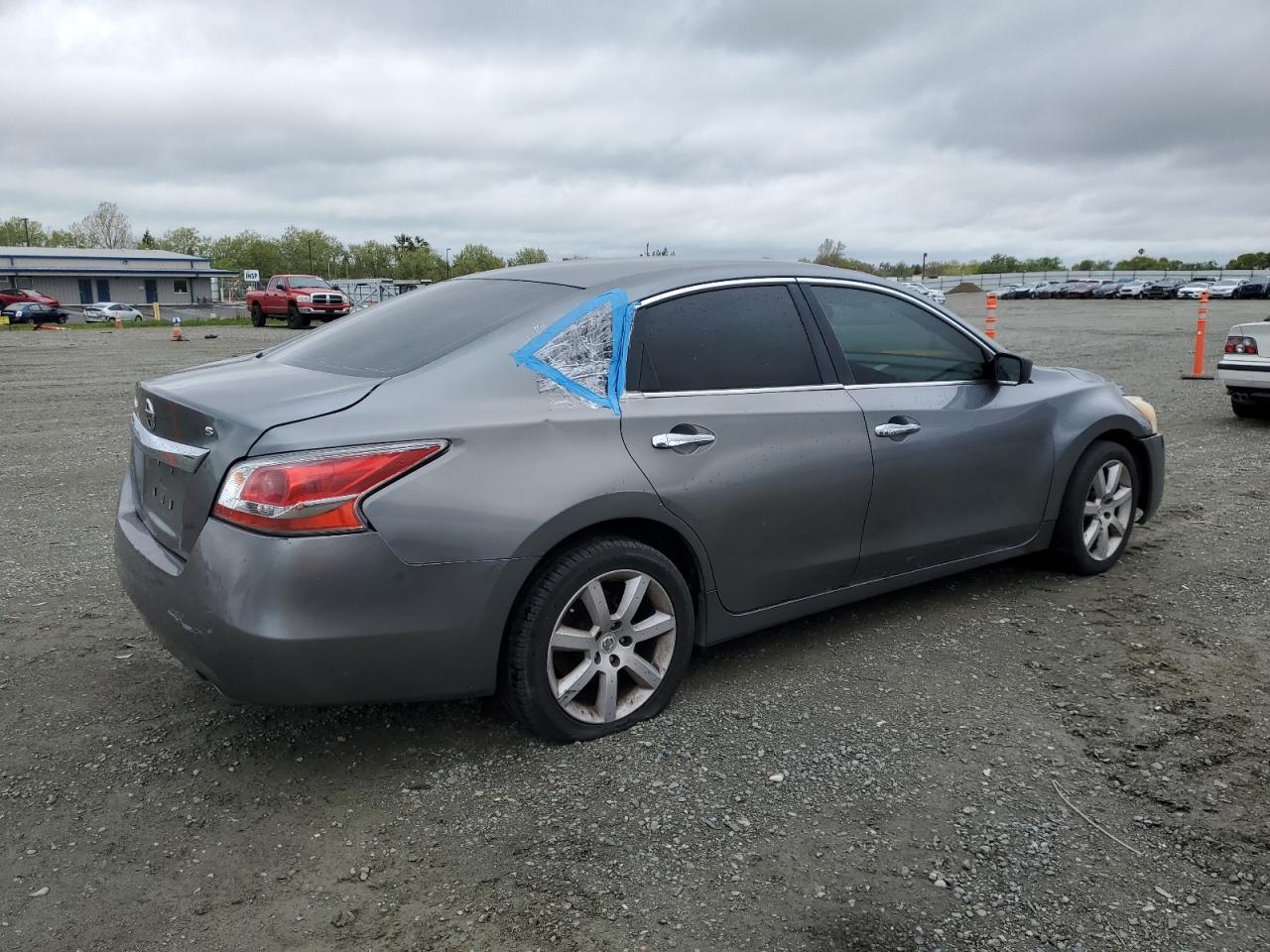 2015 Nissan Altima 2.5 - Image 3