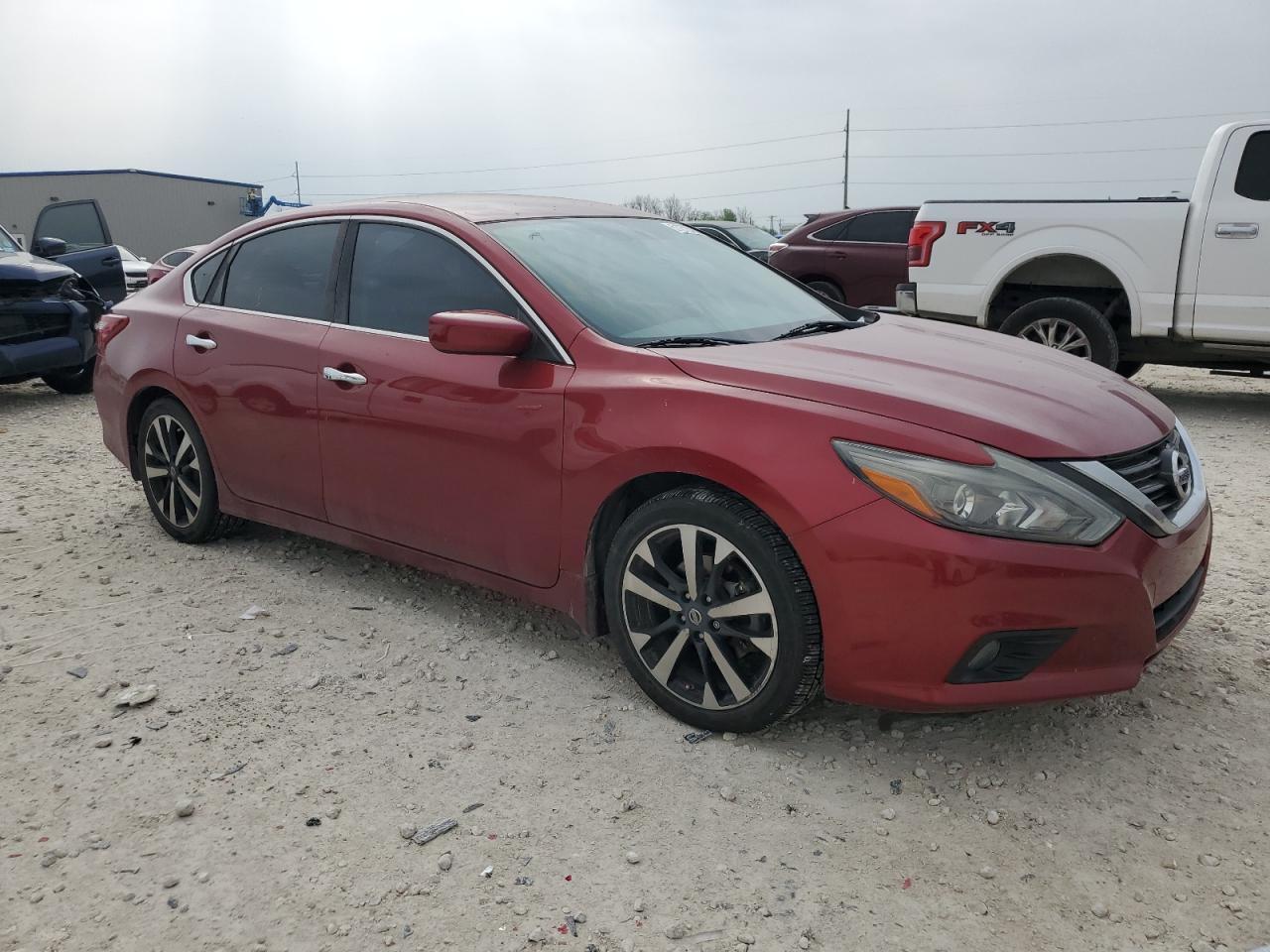 2018 Nissan Altima 2.5 - Image 4