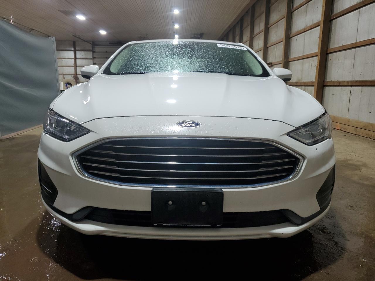 2020 Ford Fusion Se - Фото 5