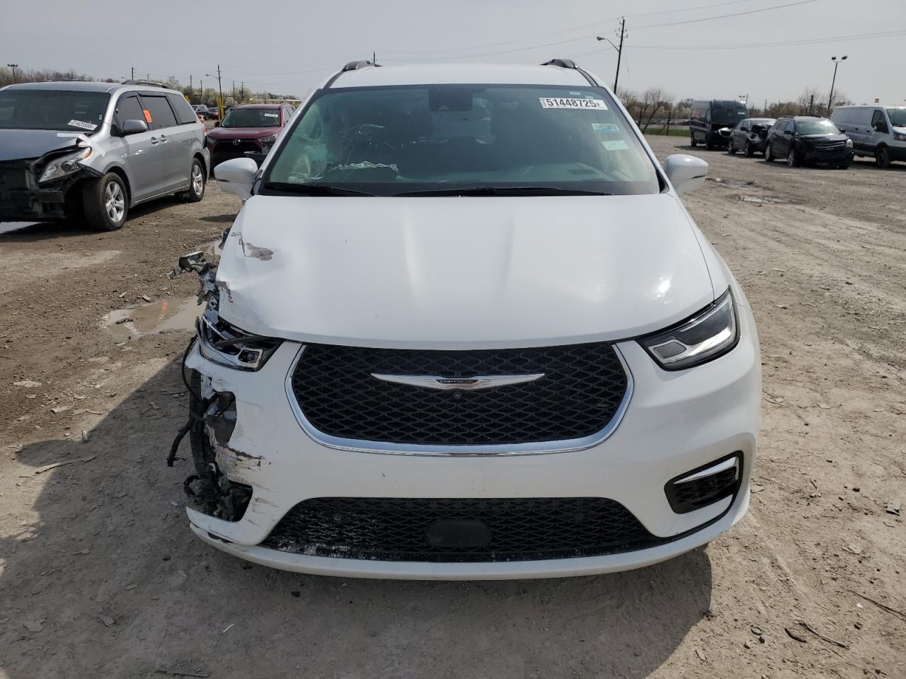 2022 Chrysler Pacifica Touring L - Фото 5