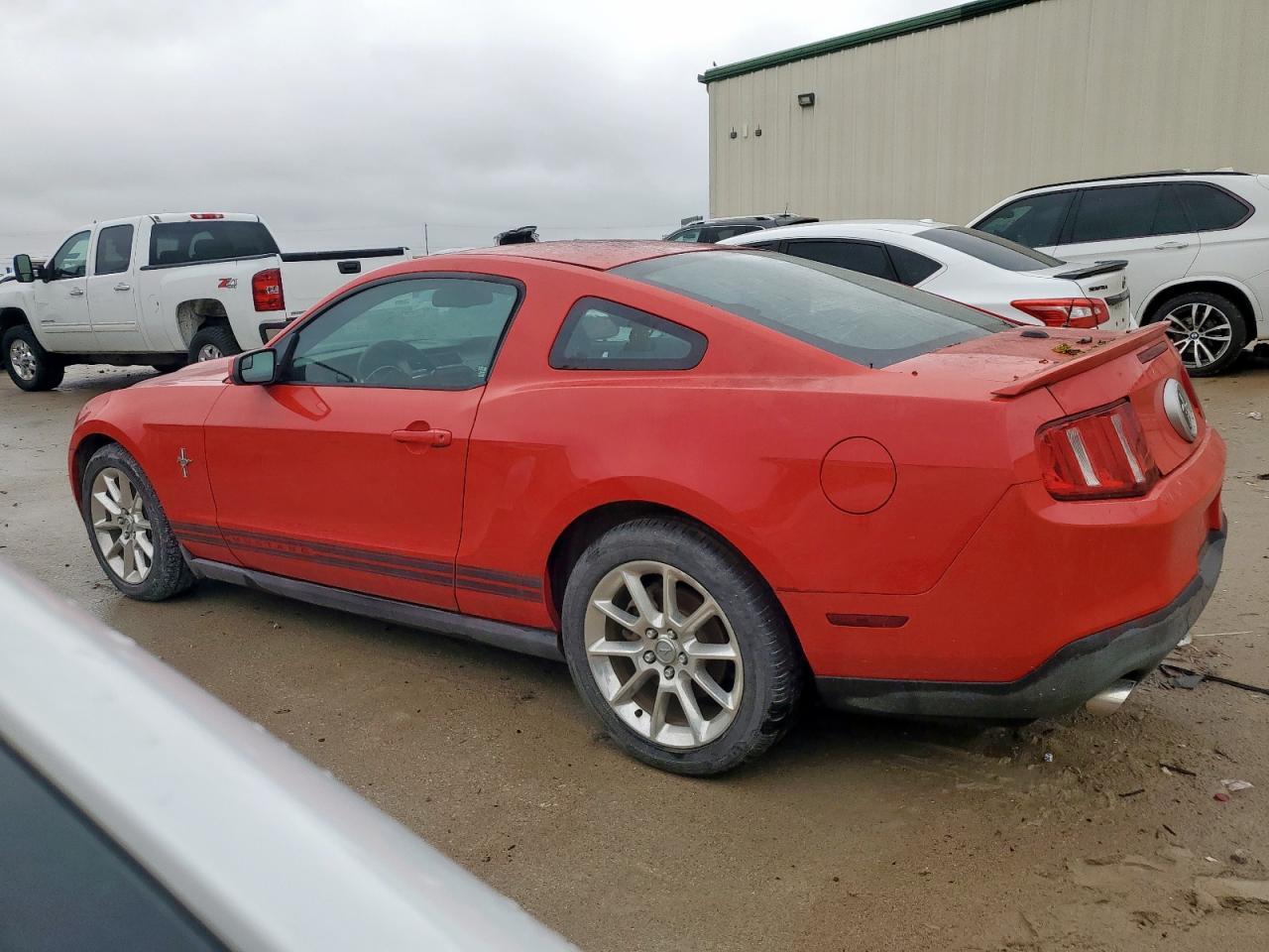 2011 Ford Mustang - Фото 2