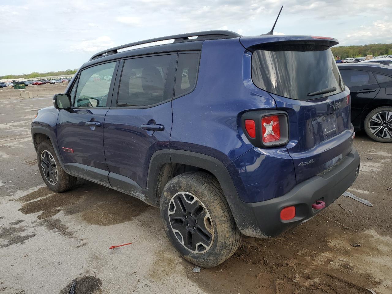 2017 Jeep Renegade Trailhawk - Фото 2