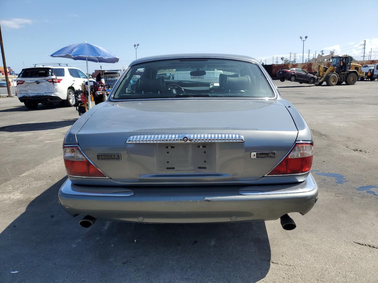 2002 Jaguar Vandenplas - Image 6