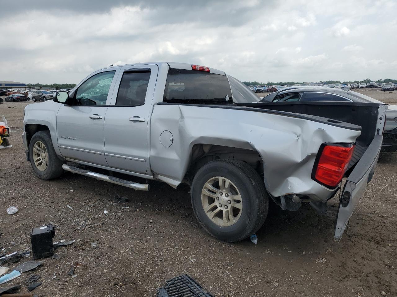 2017 Chevrolet Silverado C1500 Lt - Image 2
