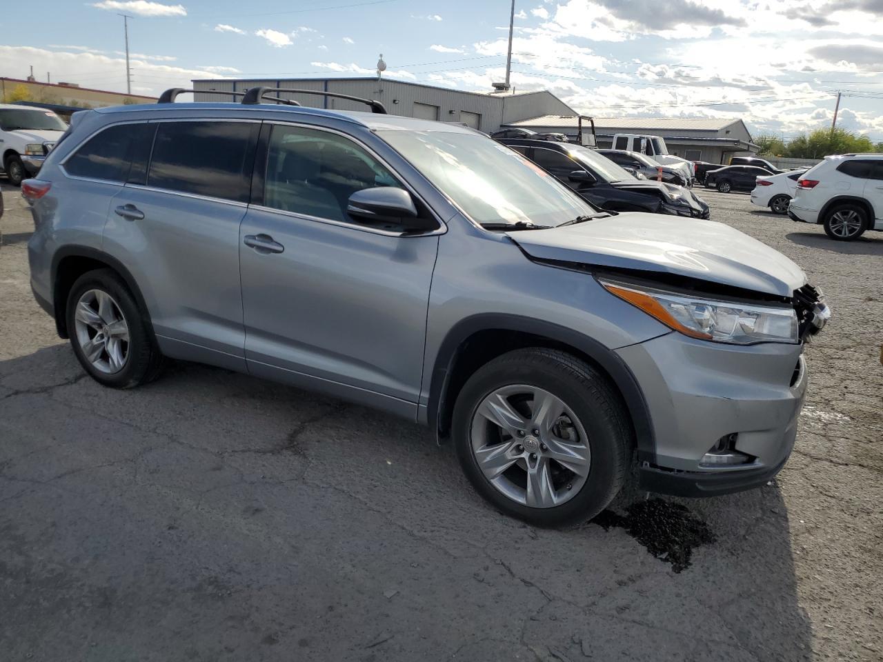 2015 Toyota Highlander Limited - Image 4