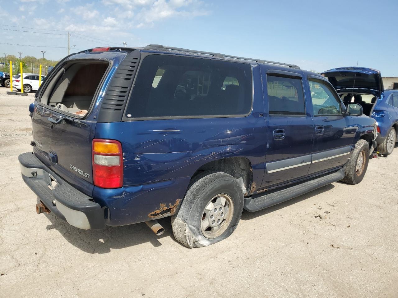 2003 Chevrolet Suburban K1500 - Фото 3