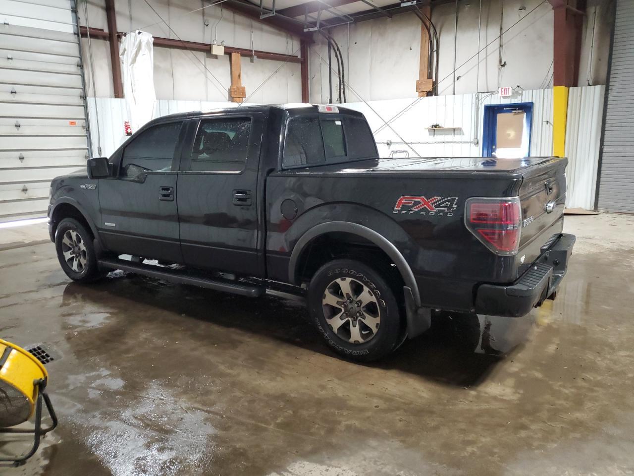 2013 Ford F150 Supercrew - Фото 2