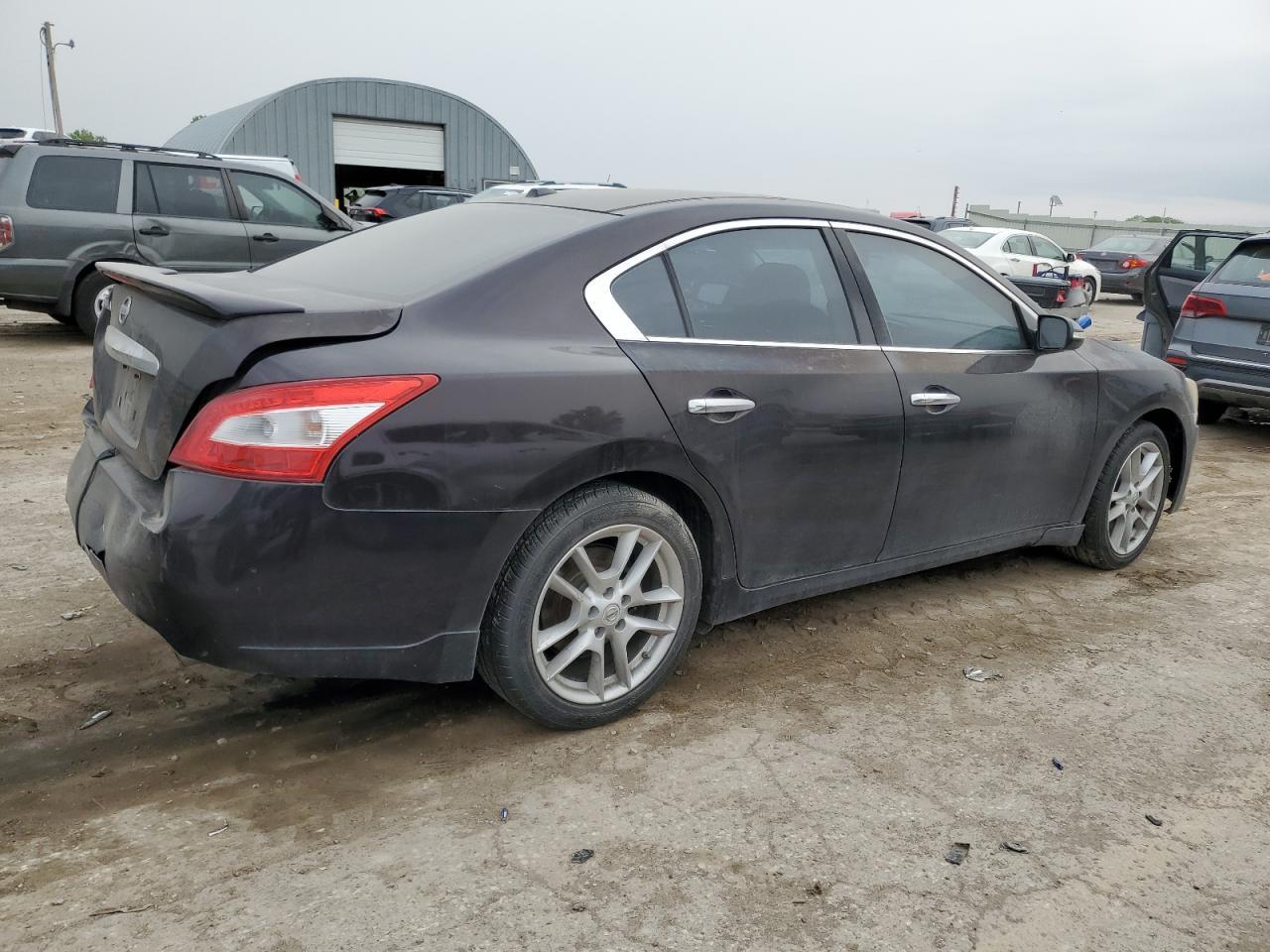 2011 Nissan Maxima S - Фото 3