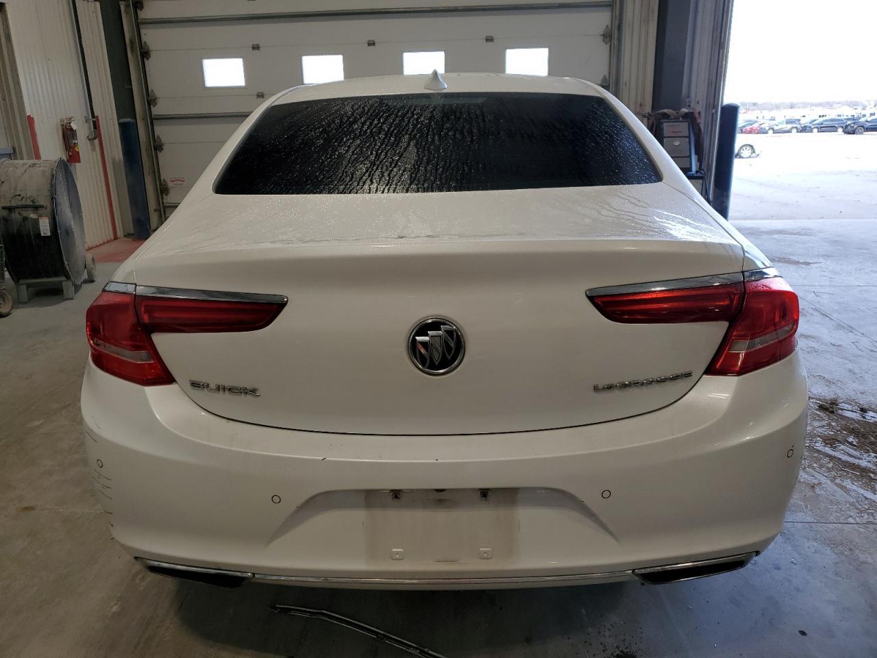 2017 Buick Lacrosse Premium - Фото 6