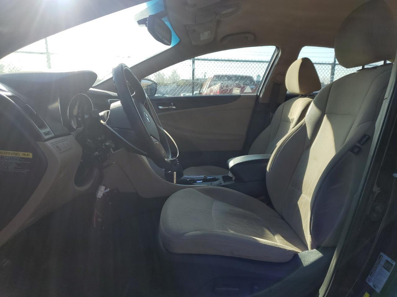2013 Hyundai Sonata Gls - Image 7