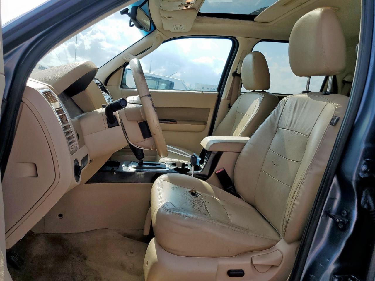 2011 Ford Escape Limited - Фото 7