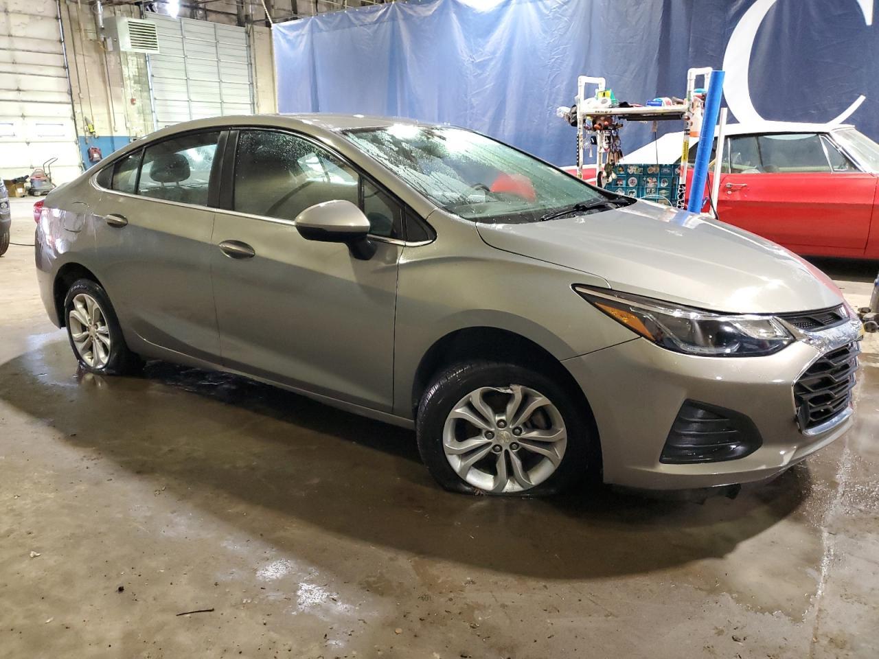 2019 Chevrolet Cruze Lt - Image 4