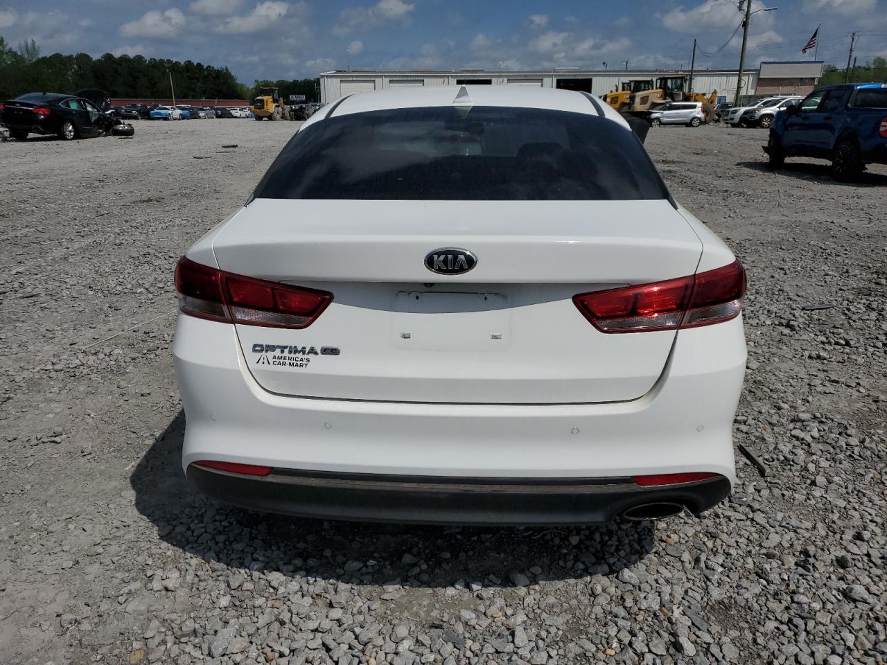 2018 Kia Optima Lx - Image 6