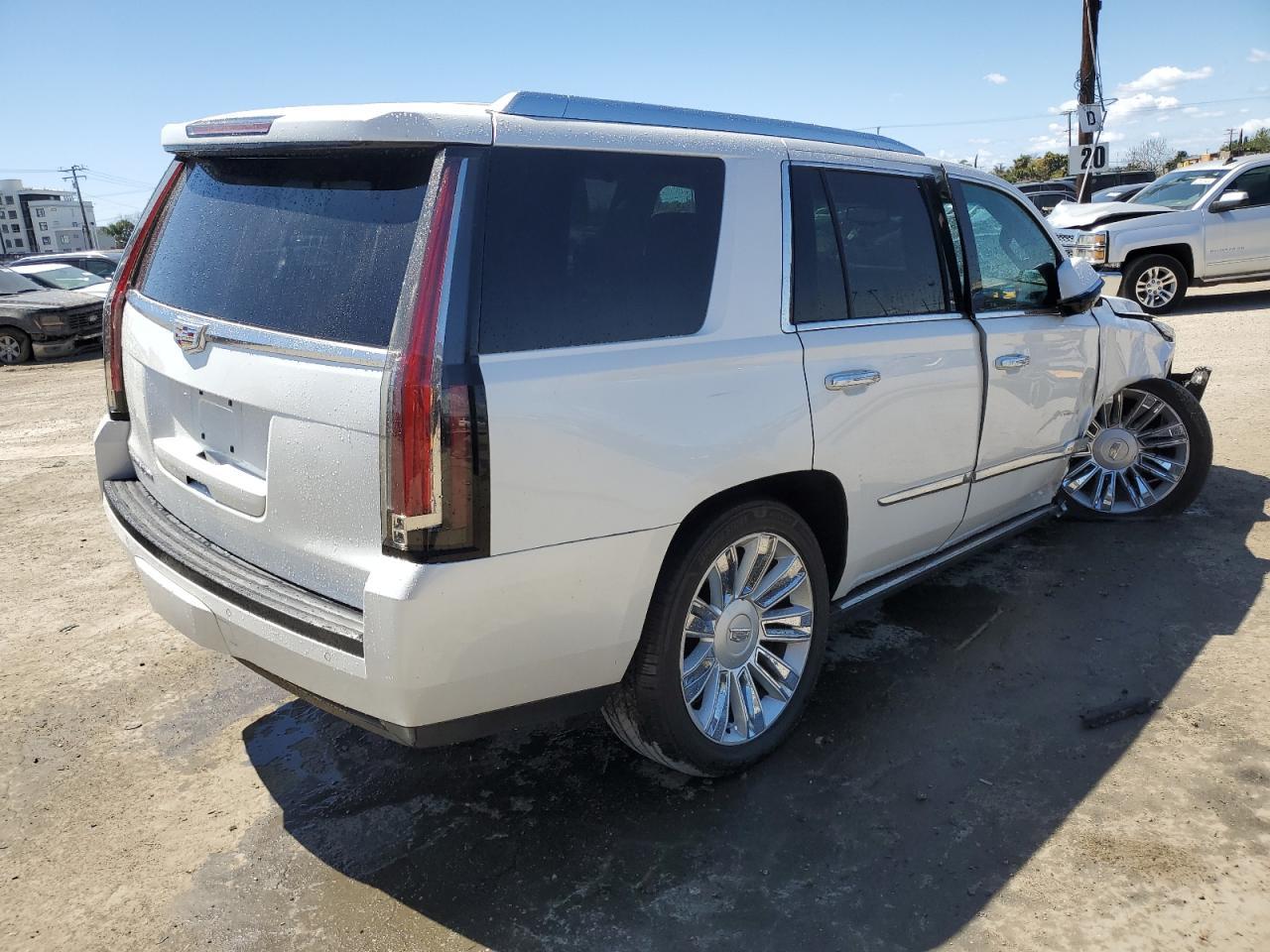 2016 Cadillac Escalade Platinum - Фото 3