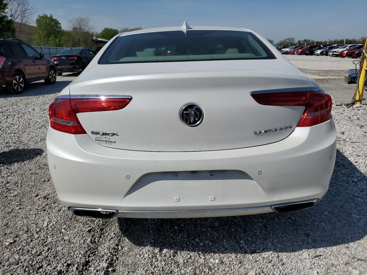 2018 Buick Lacrosse Premium - Фото 6