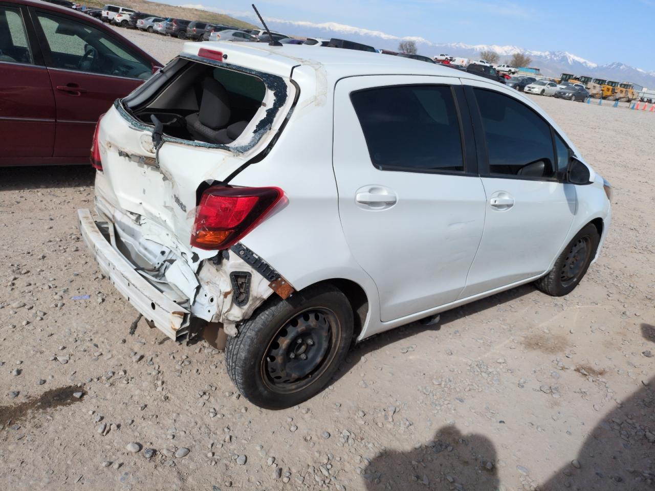 2015 Toyota Yaris - Фото 3