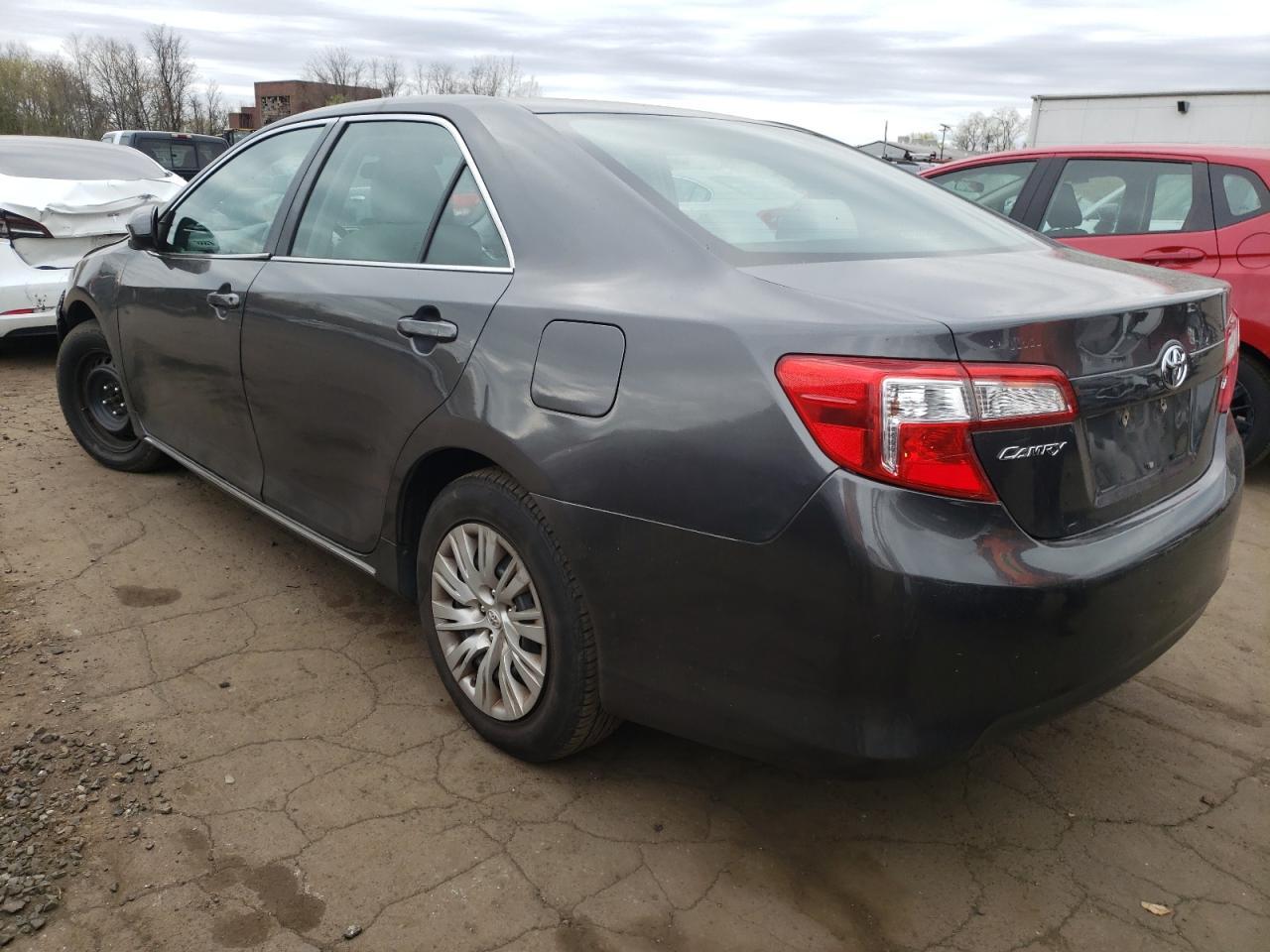 2013 Toyota Camry L - Image 2
