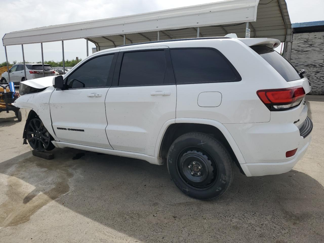 2020 Jeep Grand Cherokee Laredo - Фото 2