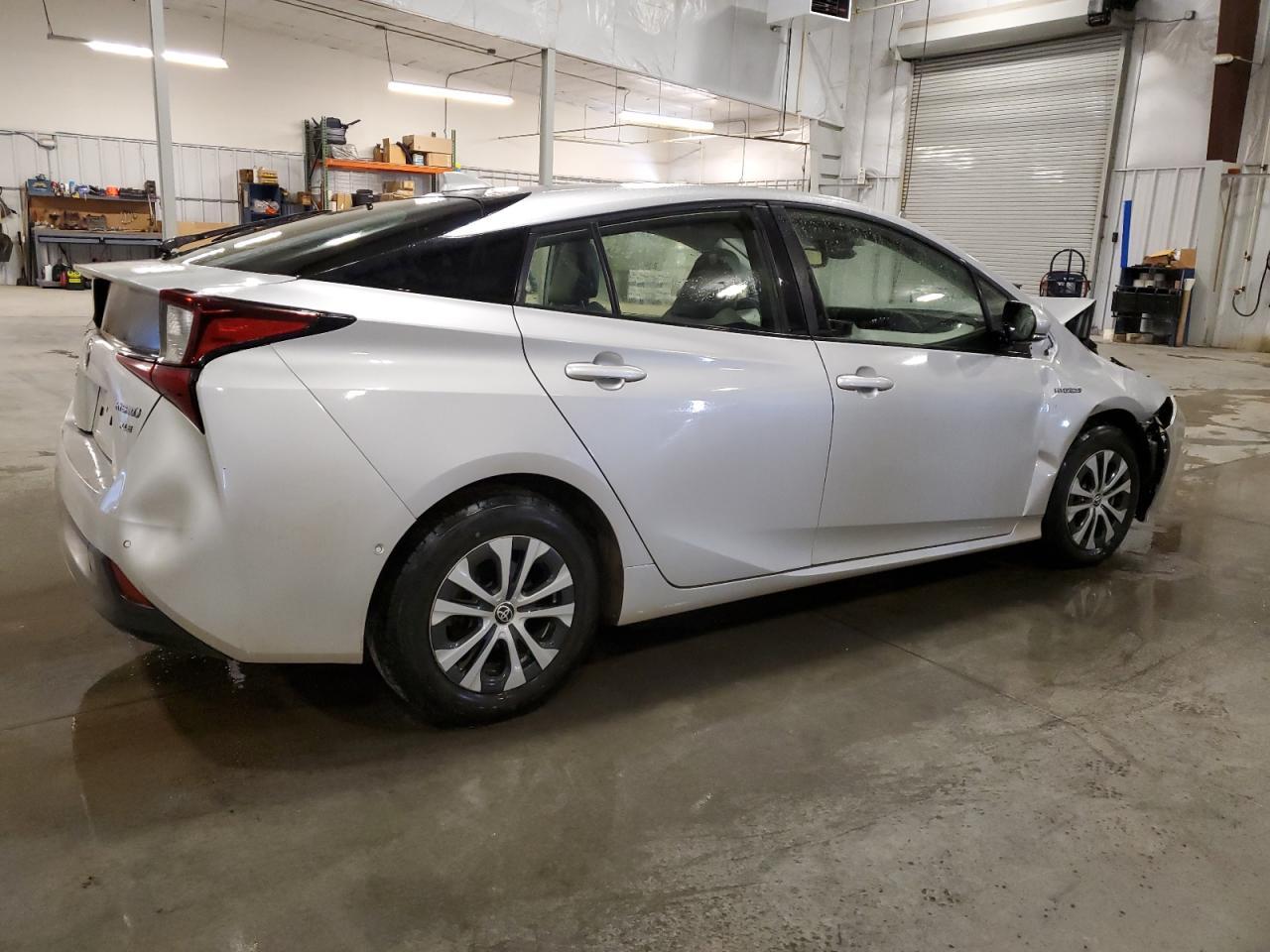 2019 Toyota Prius - Фото 3