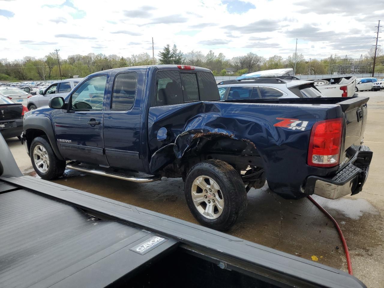 2009 GMC Sierra K1500 Sle - Image 2