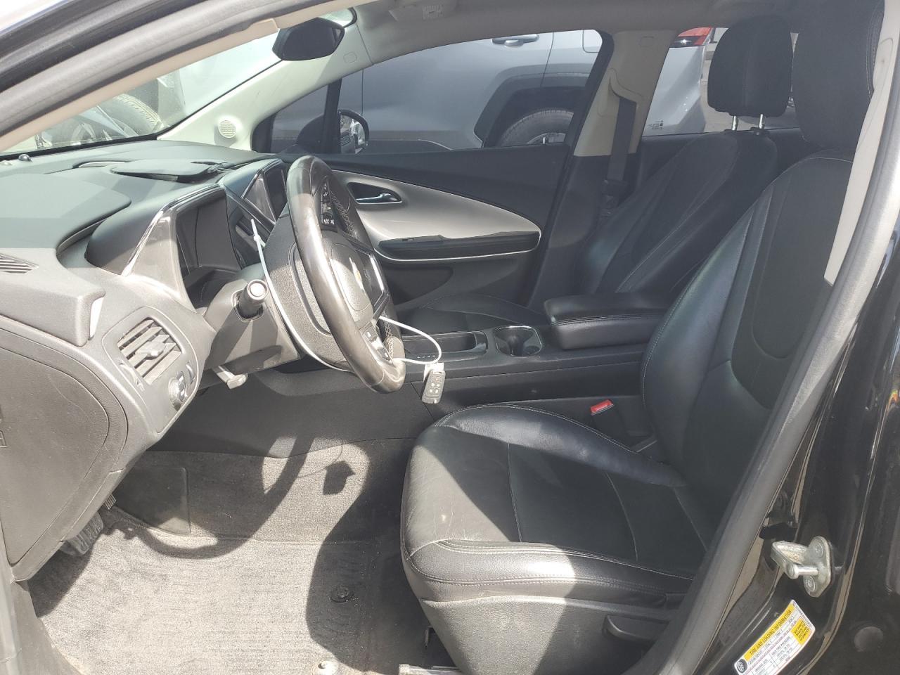 2014 Chevrolet Volt - Image 7