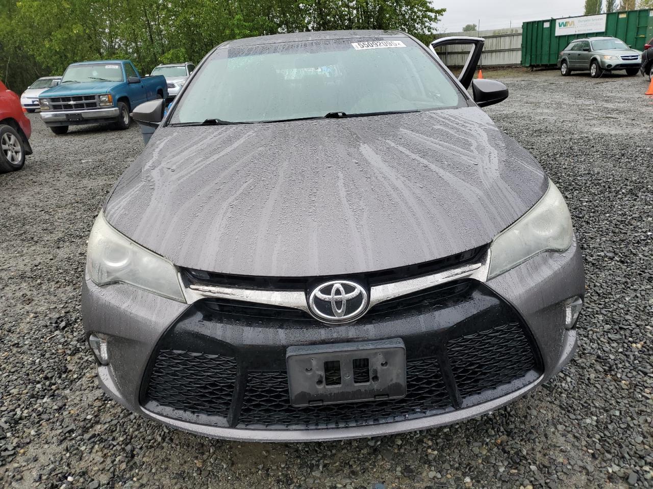2016 Toyota Camry Le - Image 5