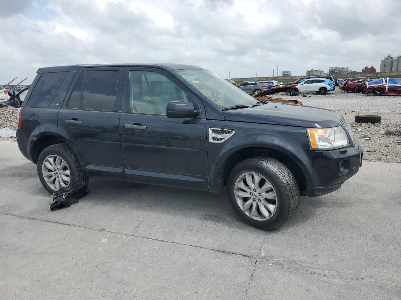 2011 Land Rover Lr2 Hse - Image 4