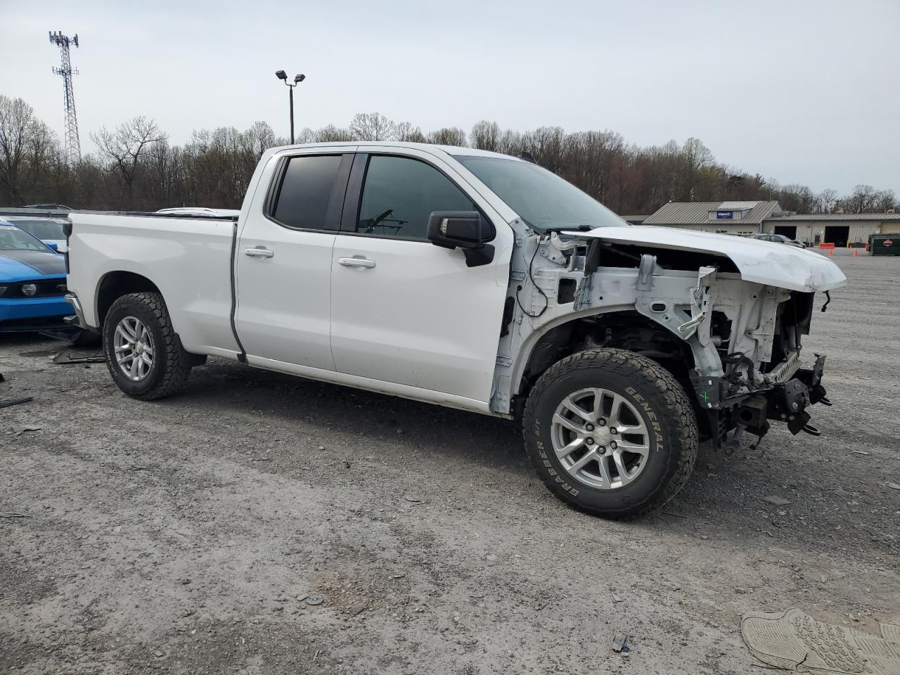 2019 Chevrolet Silverado K1500 Lt - Image 4