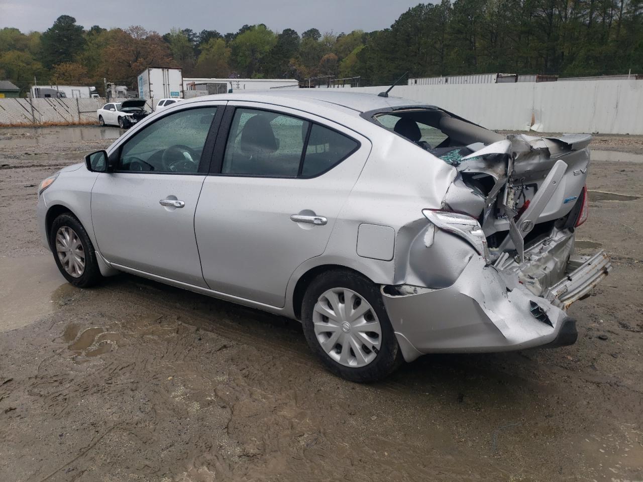 2015 Nissan Versa S - Image 2