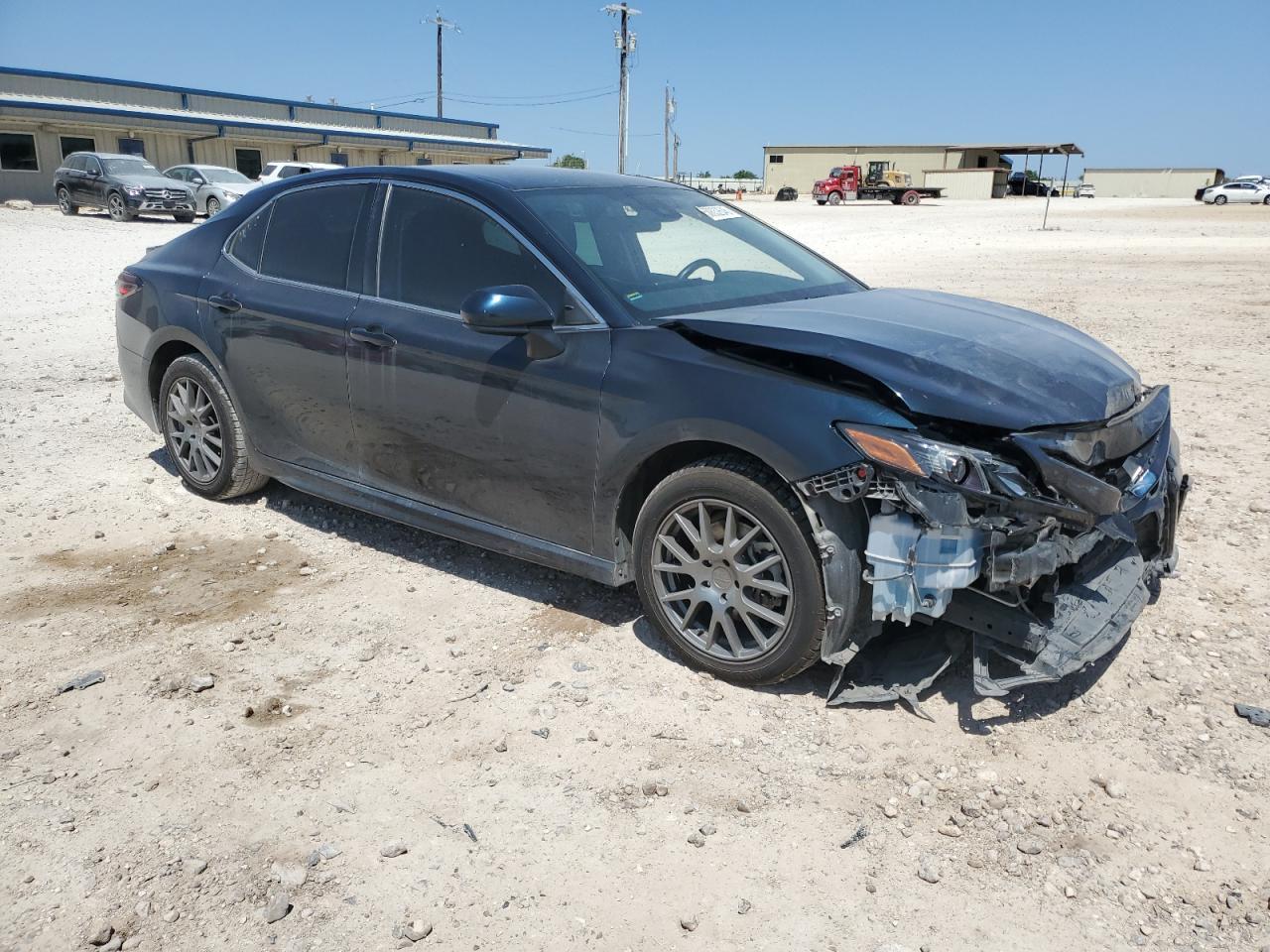 2021 Toyota Camry Se - Фото 4