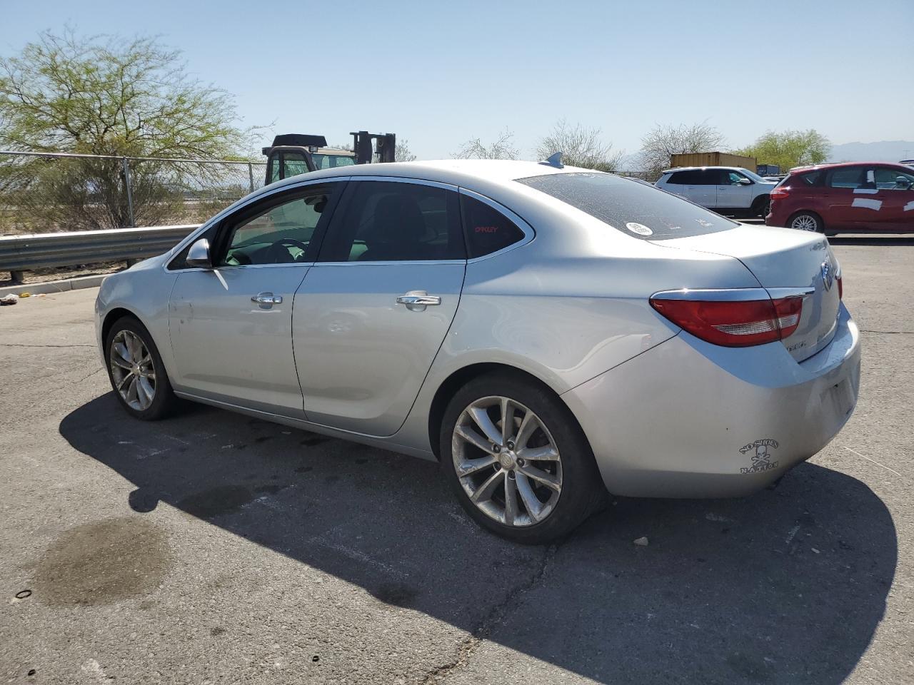 2014 Buick Verano - Фото 2