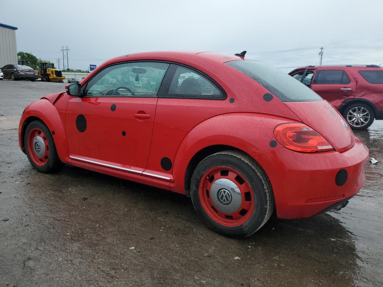 2015 Volkswagen Beetle 1.8T - Image 2