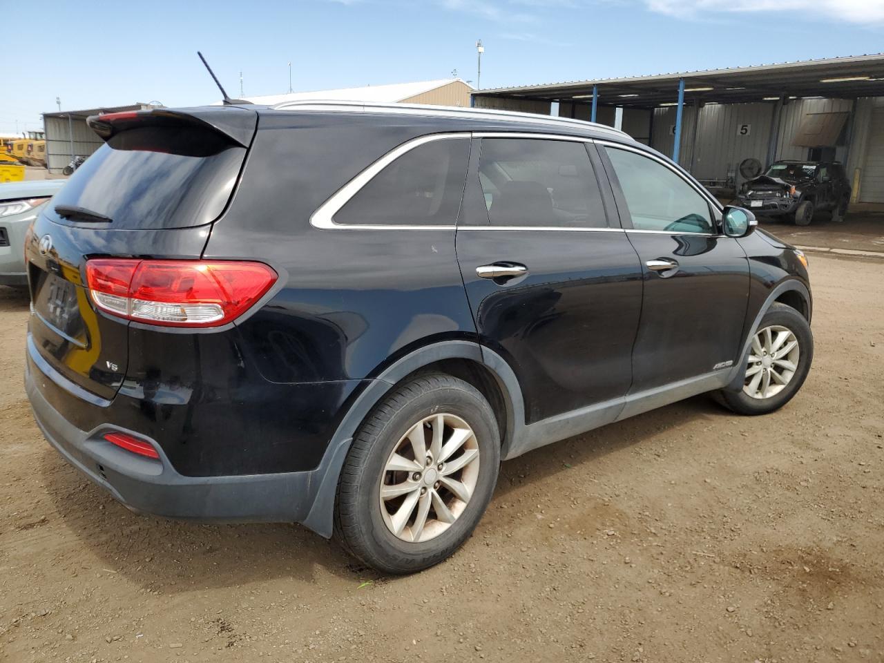 2017 Kia Sorento Lx - Image 3