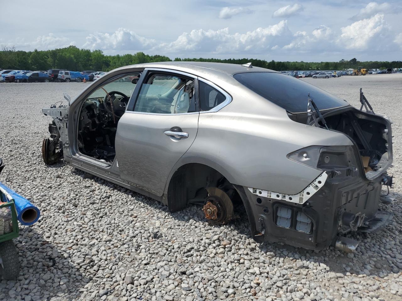 2011 Infiniti M37 - Фото 2