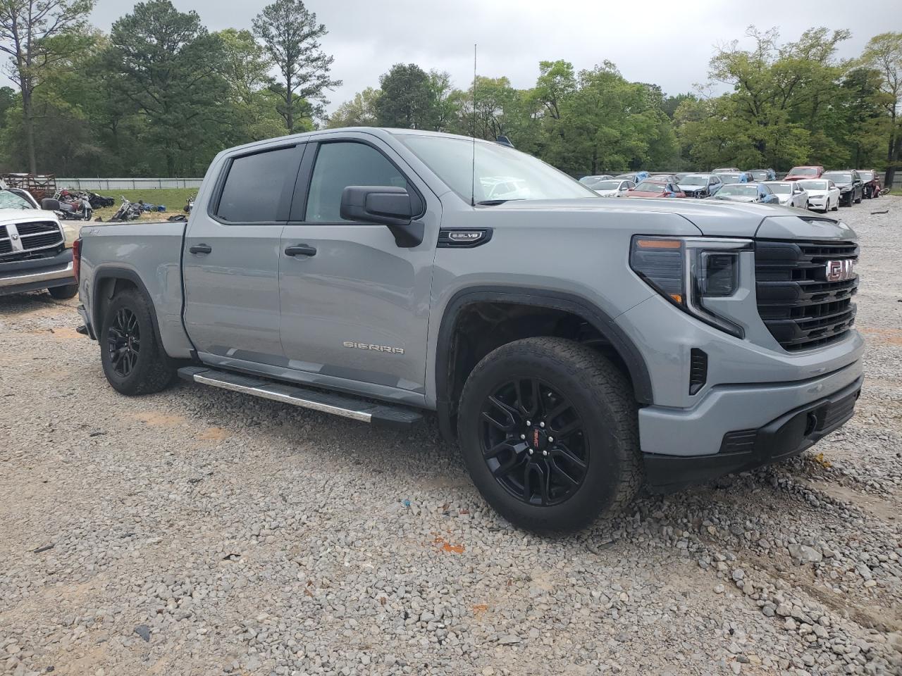 2024 GMC Sierra K1500 - Image 4