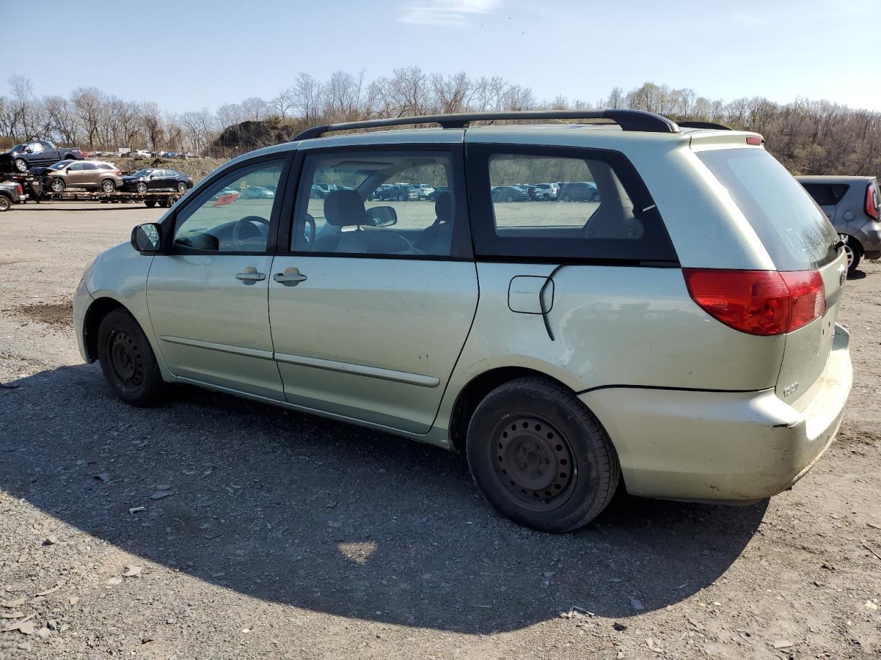 2006 Toyota Sienna Ce - Фото 2