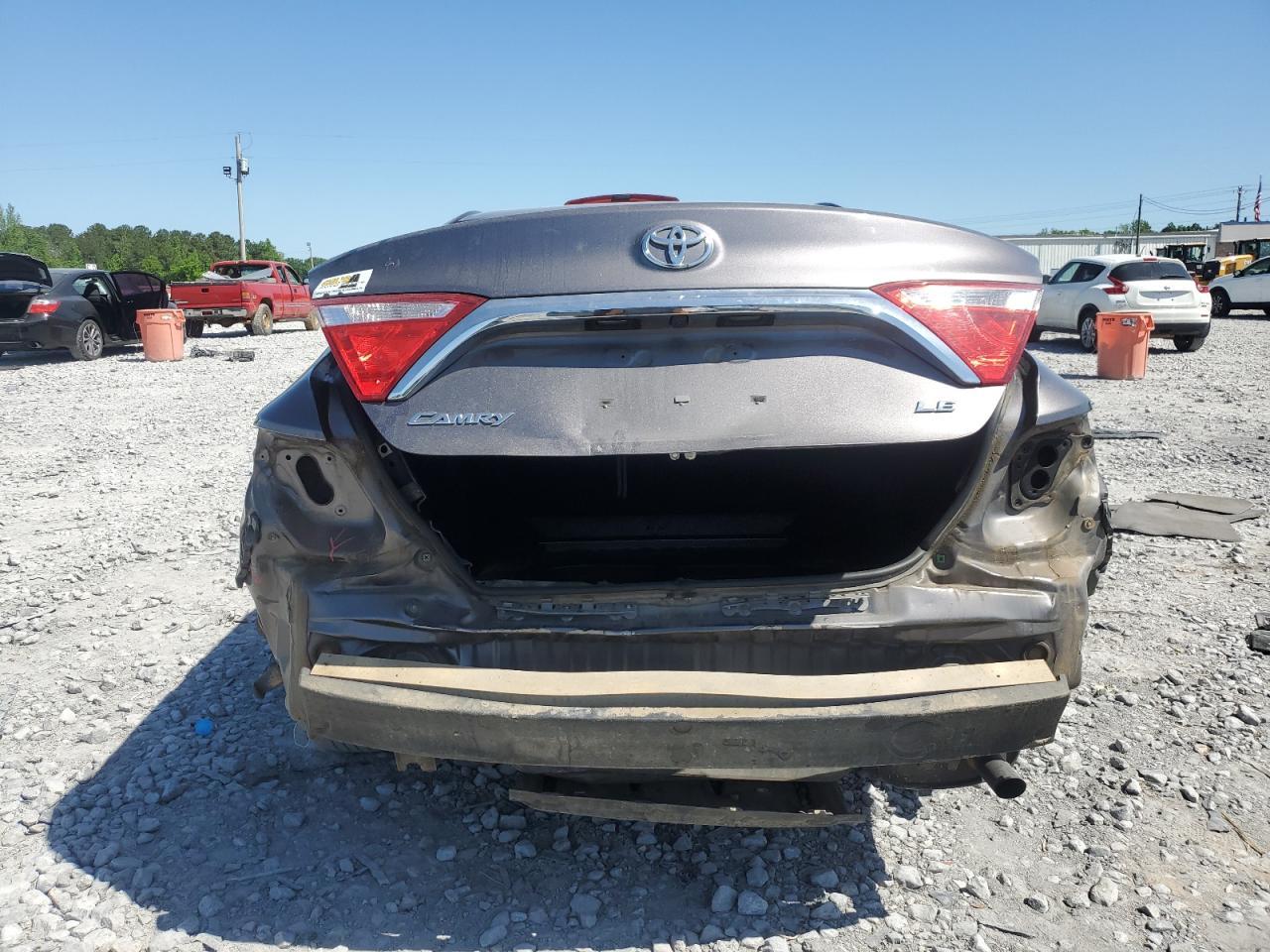 2015 Toyota Camry Le - Image 6